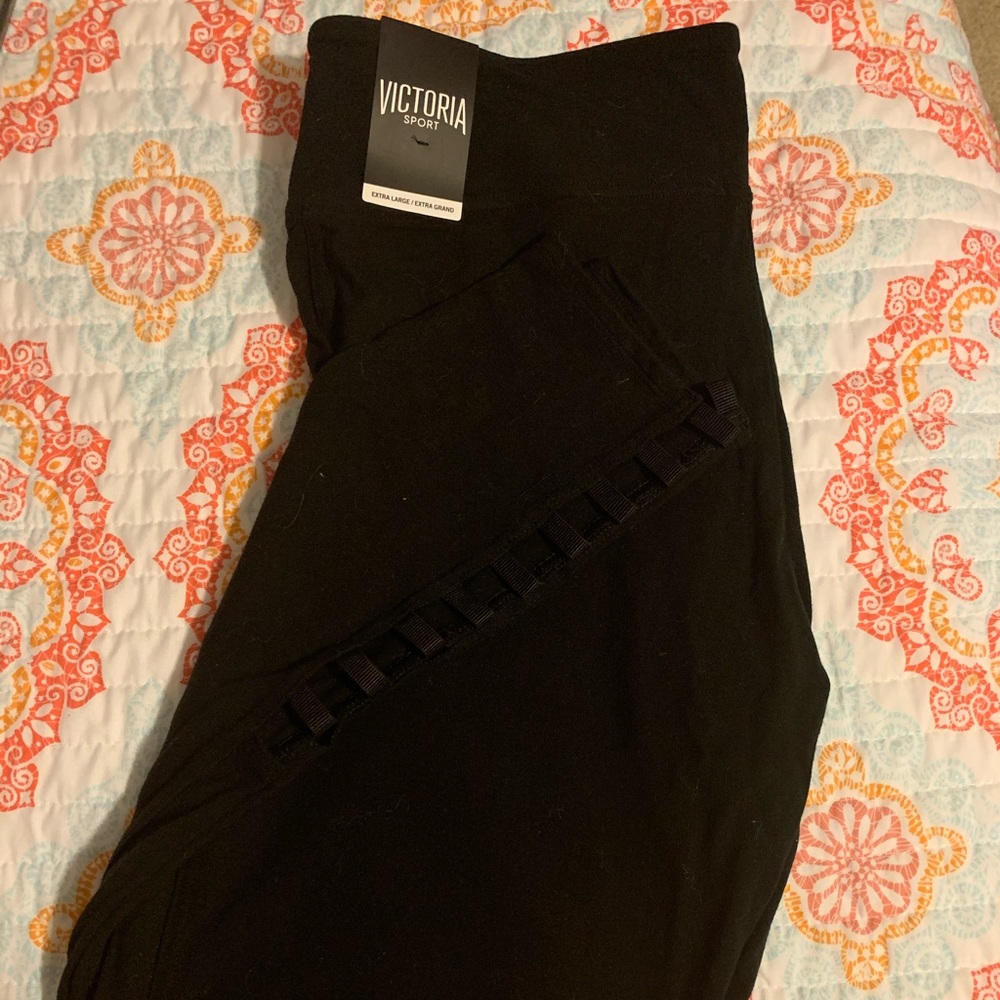 Victoria Sport leggings